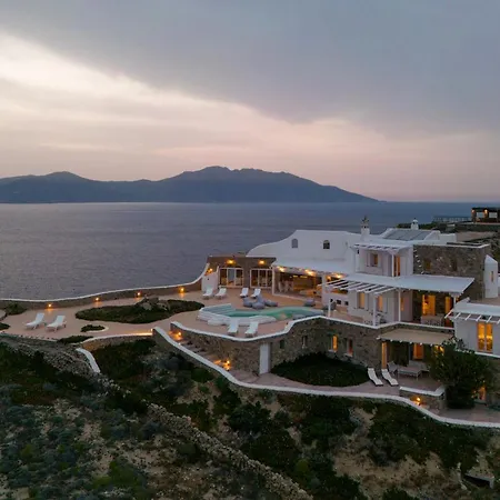 Cliff 270 Vila *
