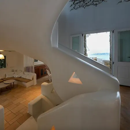 Cliff 270 In Houlakia ヴィラ *